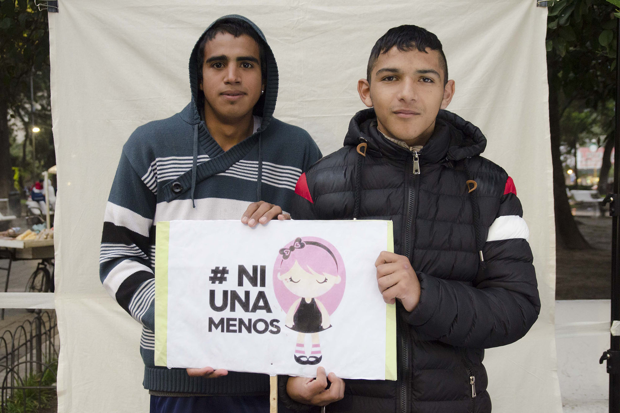 Tucumán, Argentina Junio 03/2016 Intervención fotográfica de INFOTO Escuela en apoyo a la marcha por los derechos de la mujer NI UNA MENOS llevada a cabo en Plaza Independencia.