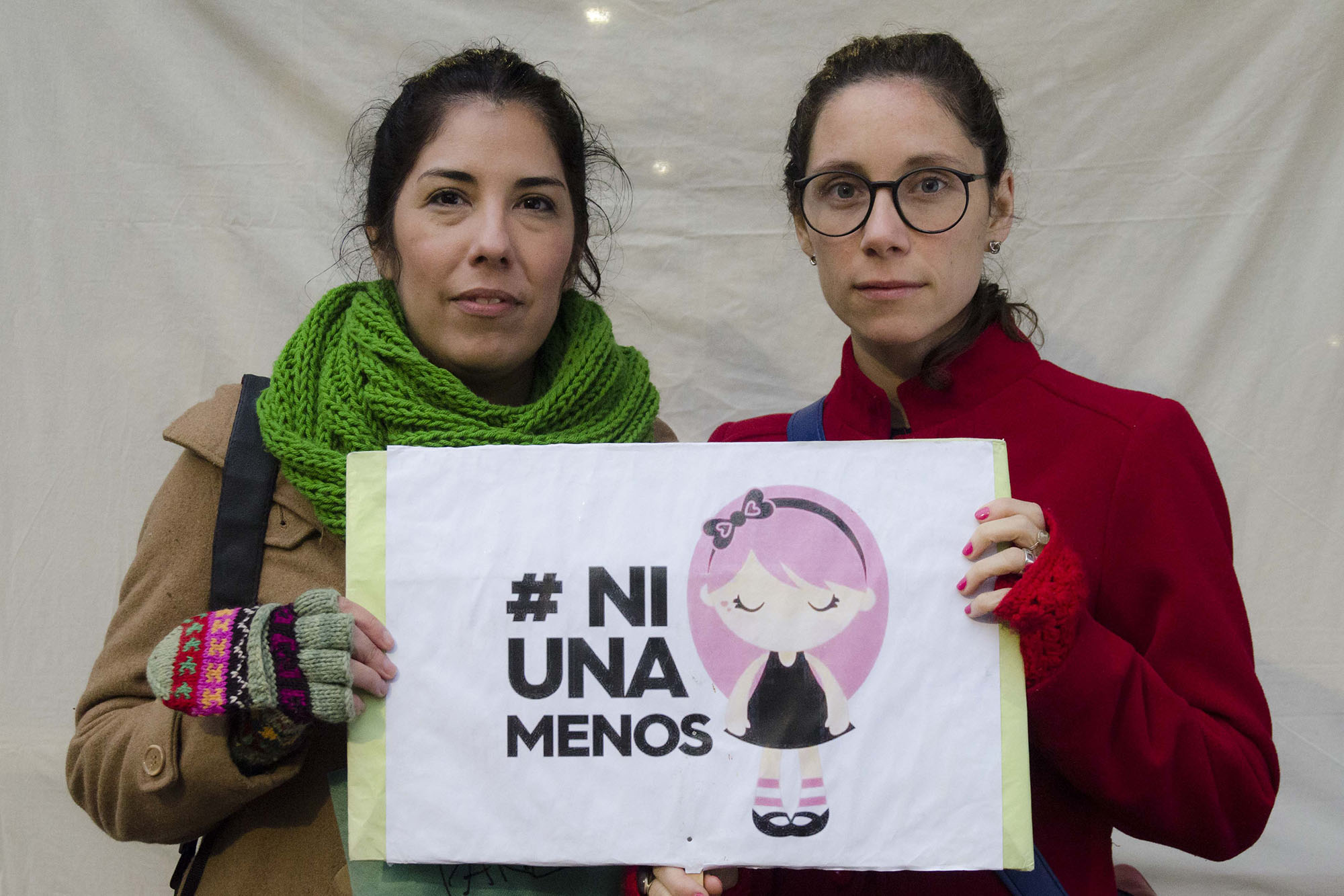 Tucumán, Argentina Junio 03/2016 Intervención fotográfica de INFOTO Escuela en apoyo a la marcha por los derechos de la mujer NI UNA MENOS llevada a cabo en Plaza Independencia.