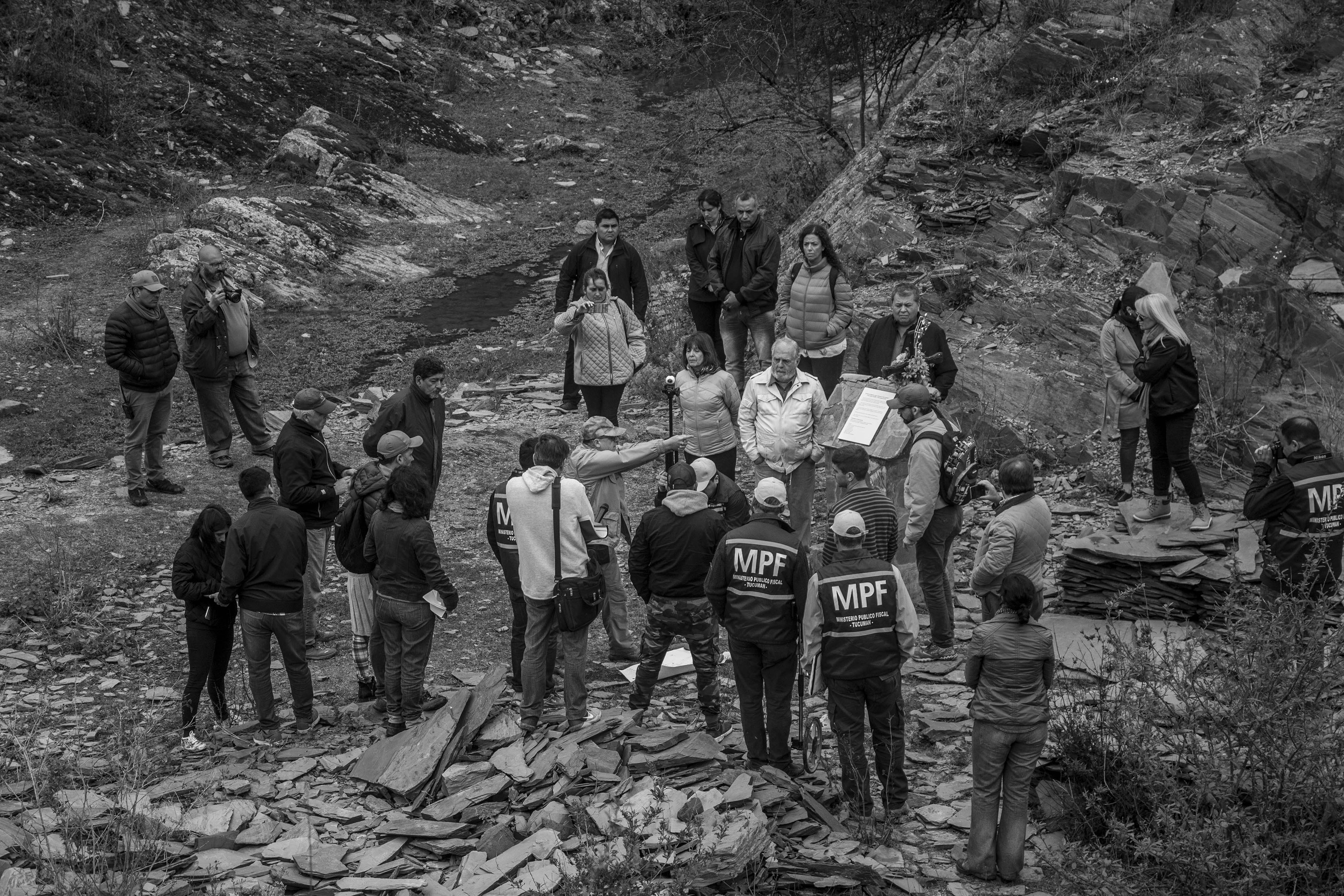 El Chorro, Tucumán, Argentina. Octubre 02/2018. Reconstrucción del asesinato a Javier Chocobar. El imputado Luis Humberto Gómez (centro-de gorra) da su versión de los hechos.